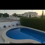 Acogedora Casa Con Piscina