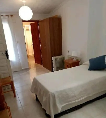 Acogedora Casa Con Piscina * Торевьиа