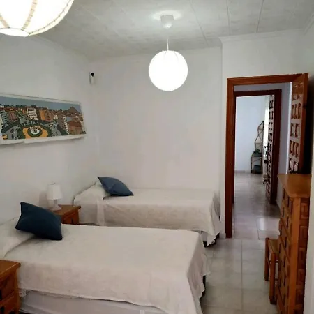 Acogedora Casa Con Piscina 度假居 托雷维耶哈